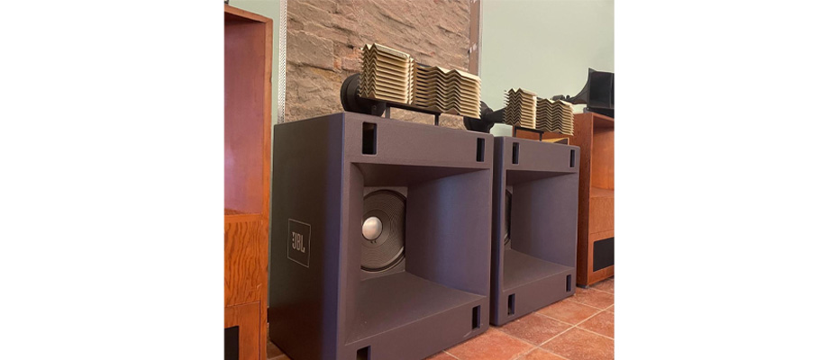 Quando la musica aveva bisogno di spazio il ritorno delle casse Hi Fi vintage